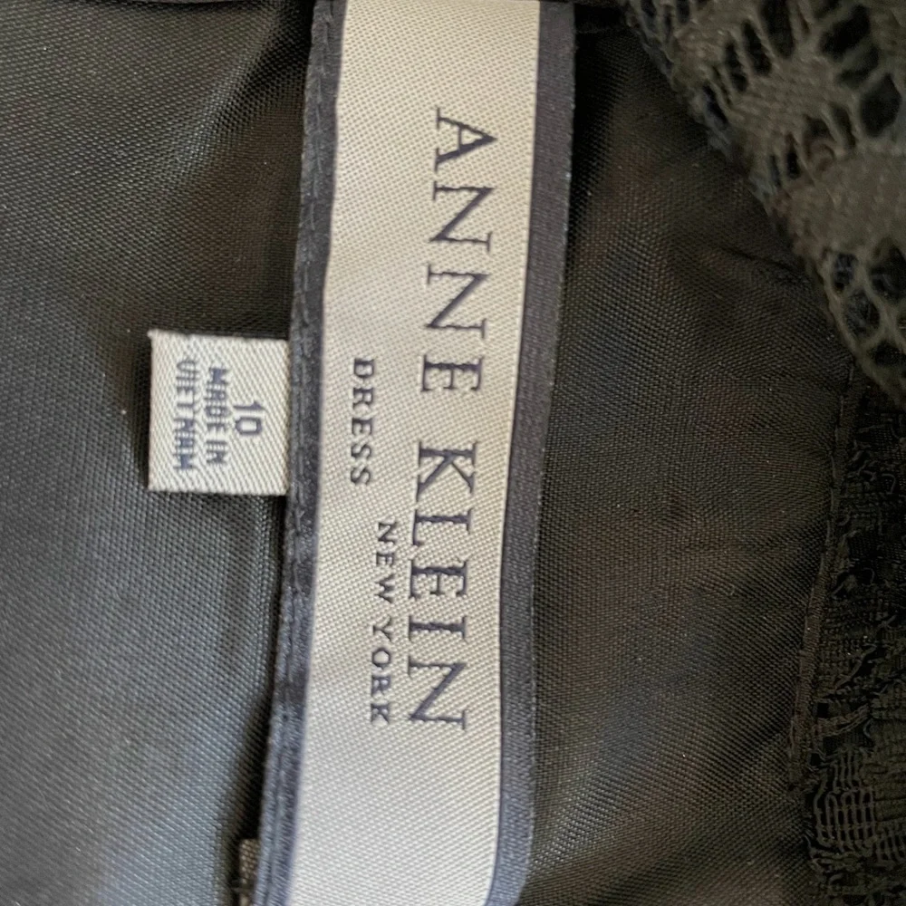 ANNE KLEIN Chic LACE Trimmed BOW Front DRESS Sz 10 - Picture 15 of 15